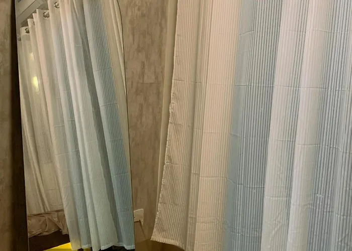Near Moa&naia&bay, Full Length Mirror&balcony Apartment Manila